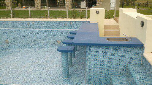 Marmolería Rita Barra de Piscina